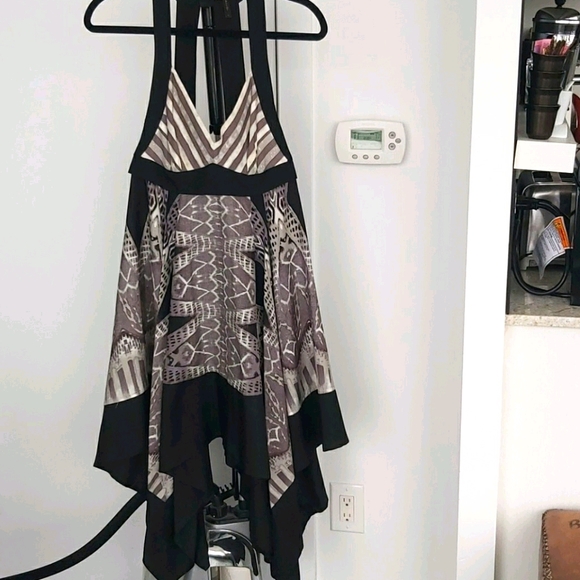 Dress - Picture 1 of 5